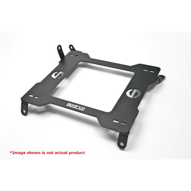 Sparco 600 Base Toyota Land Cruiser 08+ R