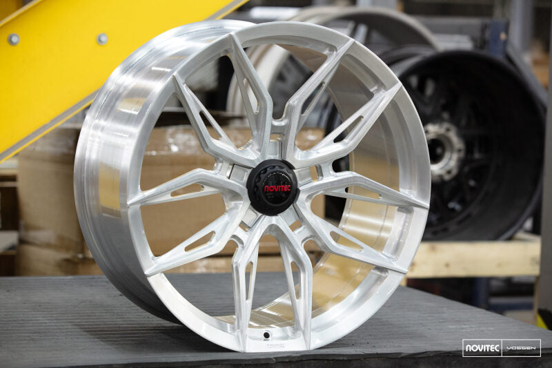 Vossen x Novitec NF11 22x12in - 5x114.3 BP - ET57 - Brushed Gloss Clear Ferrari F12 Rear Wheel