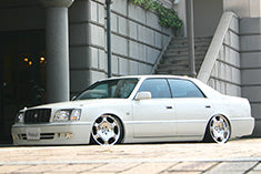Aimgain Euro Edition Trunk Spoiler for Toyota Crown Majesta (15 Series)