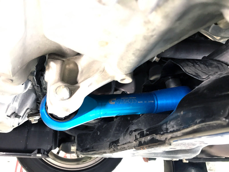 Cusco Billet Aluminum Engine Pitching Stop w/HD - Honda Fit