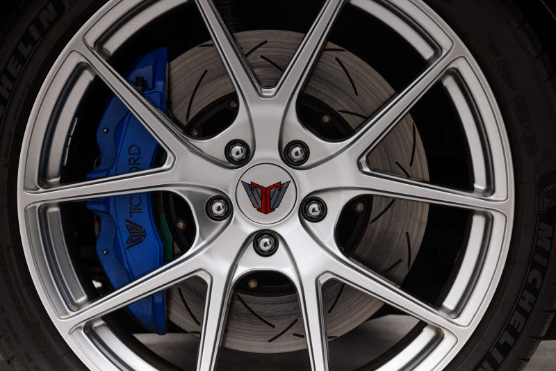 DBA 05-12 Corvette C6 w/Z51 pkg Front Slotted 5000 Series 2 Piece Rotor Assembled w/ Black Hat
