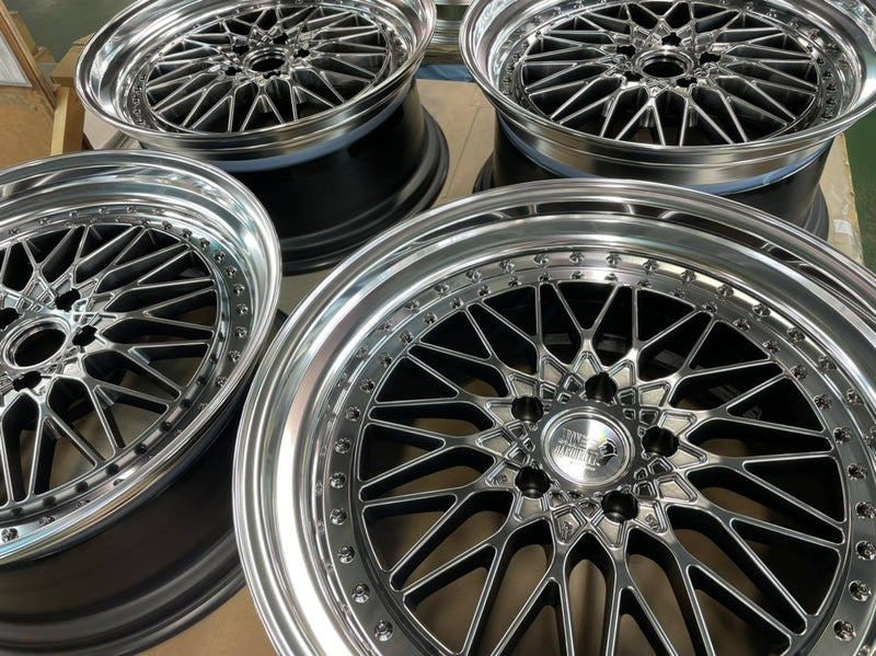 Leon Hardiritt Beifall 21x9 21x10 (Set)
