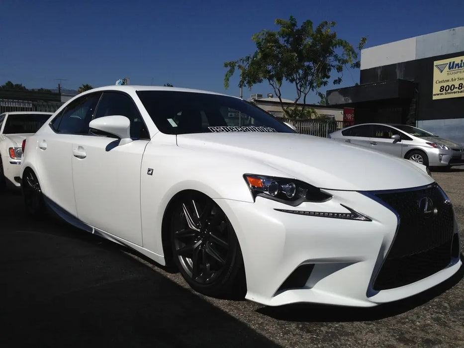 Universal Air Lexus IS 2014-2024 XE30 Bag & Bracket Kit