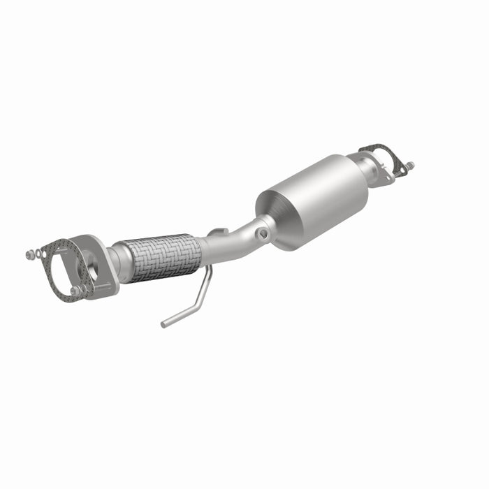 Magnaflow 19-21 Nissan Altima 2.5L Single Underbody Direct Fit Converter