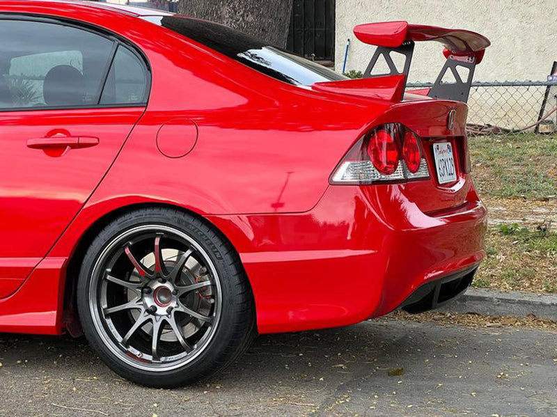 Brembo 2021+ Jeep Grand Cherokee Front GT BBK 6 Piston Cast 2pc 380mm Slotted Type-3 Rotors - Red