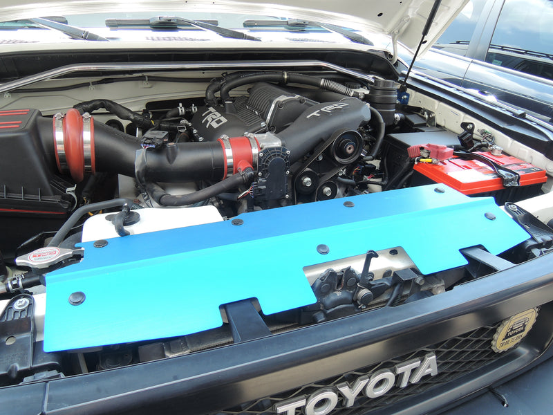 Cusco Cooling Plate Blue Toyota FJ Cruiser GSJ15W