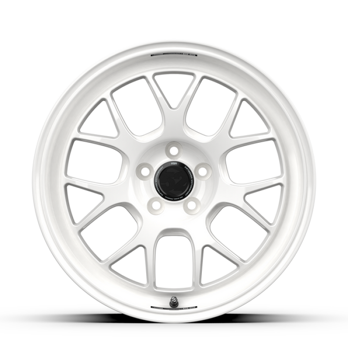 fifteen52 Apex RSR 18x8.5 5x108 42mm ET 63.4mm Center Bore Rally White