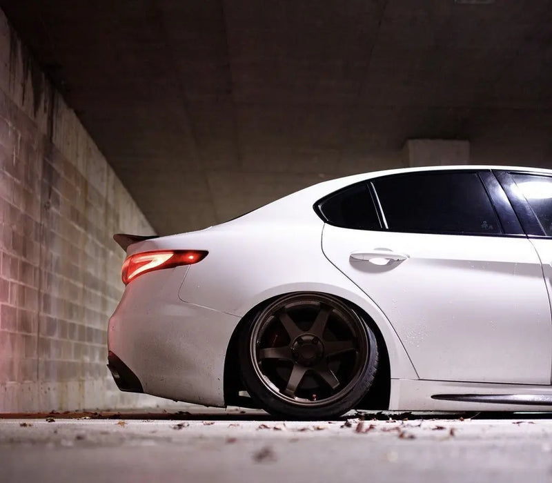 Universal Air 2016+ Alfa Romeo Giulia Solution Series Kit