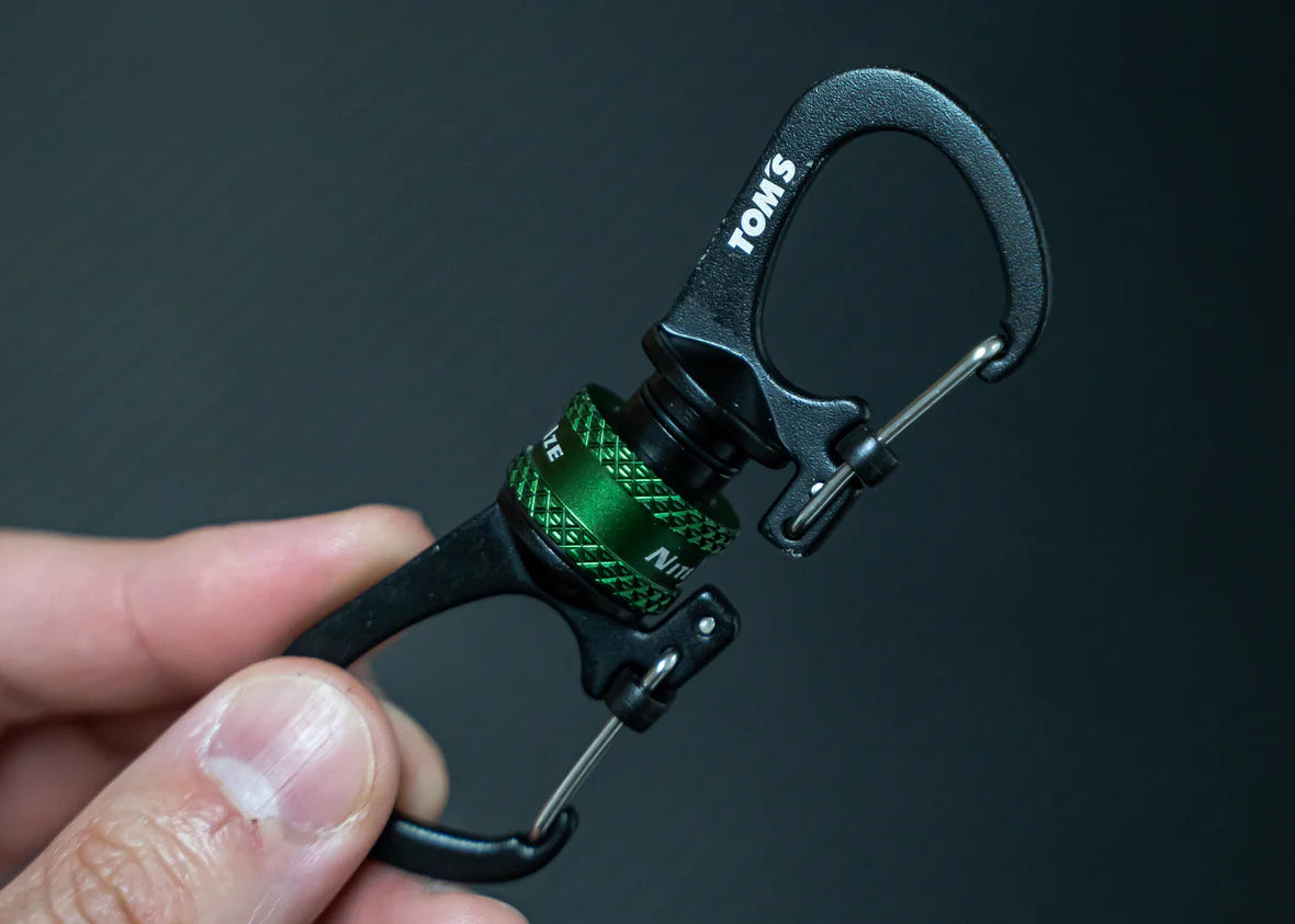 TOM'S Racing - NITEIZE x TOM'S Slidelock 360 Magnetic Locking Dual Carabiner