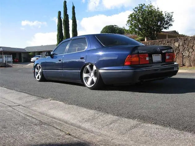 Universal Air Lexus LS 1995-2000 Bag & Bracket Kit