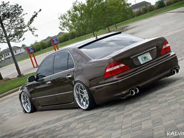 Universal Air Lexus LS 2001-2006 Bag & Bracket Kit