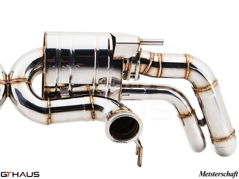 Premium stainless steel exhaust system for Audi R8 Coupe/Roadster V10, enhancing performance and sound.