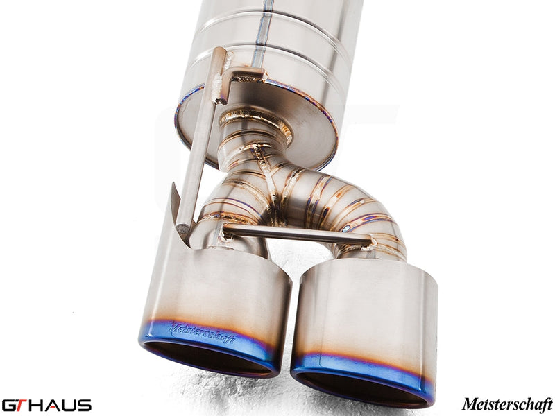 Premium exhaust system for Mercedes-Benz R230 SL63 AMG featuring dual tips and high-quality stainless steel construction.