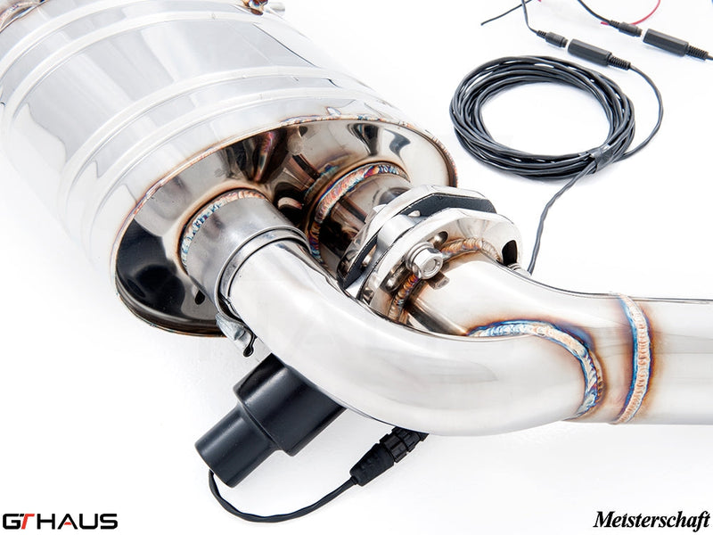 Premium exhaust system for Mercedes-Benz W218 CLS-Class Sedan CLS500/550 with V8 Bi-turbo, showcasing stainless steel construction.