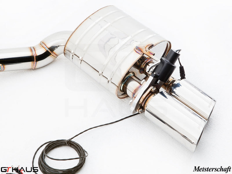 Premium exhaust system for Porsche Panamera Sedan 970 V6 Diesel, featuring polished stainless steel and electronic valve control.
