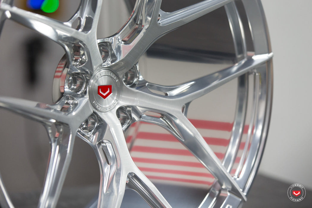 Vossen Forged S21-01 3pc - 22x10 - ET10 - 5x112 - 66.56 - Brsh Cent / Polish Out Mercedes AMG GT (F)