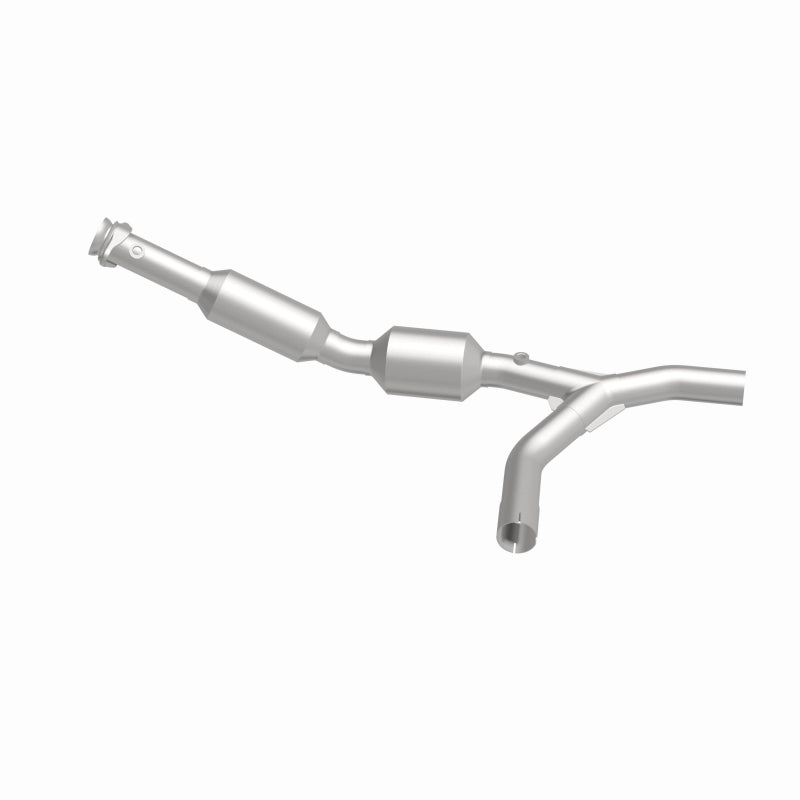 MagnaFlow 05-06 Ford E-250 4.6L California Grade CARB Complaint Direct-Fit Catalytic Converter