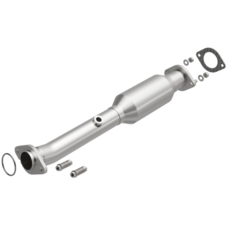 MagnaFlow 23-24 Jeep Grand Cherokee 3.6L Direct-Fit Catalytic Converter Right OEM Underbody