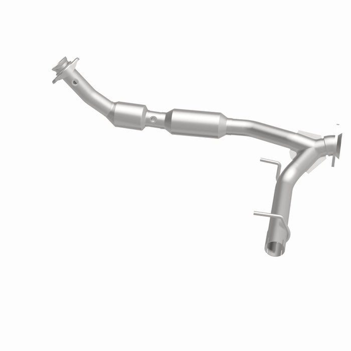 Magnaflow 03-04 Lincoln Navigator 5.4L Direct Fit Converter