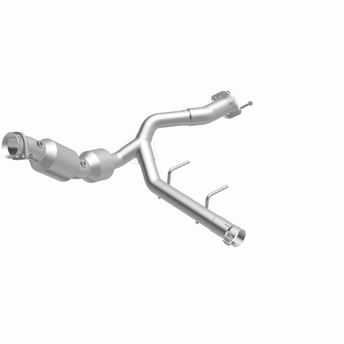 Magnaflow 21-23 Ford F-150 3.5L Right Underbody Direct Fit Converter