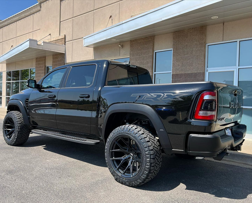 Vossen 22x12 -ET42 -5x112 -66.56 -Deep -Gloss Black