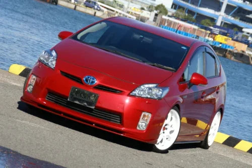 LEXON - Front Lip Spoiler (FRP) - Toyota Prius (2012-2015)
