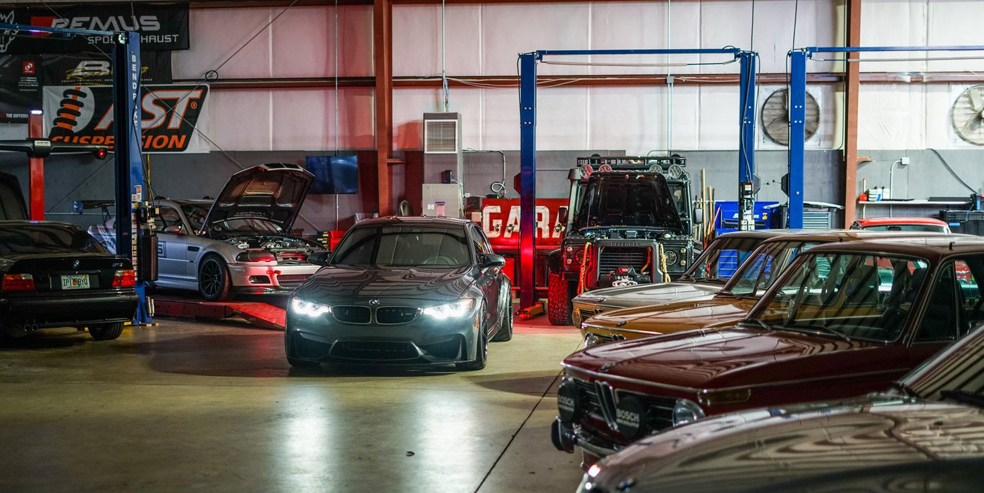 Vossen HFX-1 - 20x10.5 - ET2 - 5x112 - 66.56 - Super Deep - SS - Satin Silver