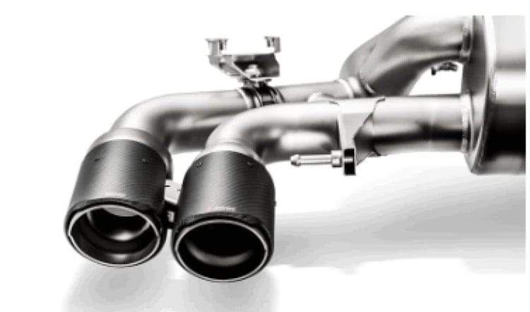 Akrapovic 18+ BMW M5 (F90) Evolution Right Side Tail Pipe Set (Carbon) w/ Red/White Akrapovic Logo