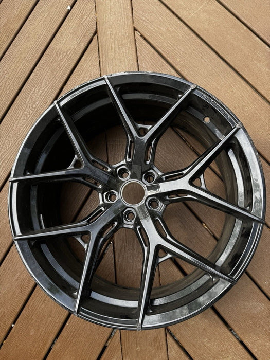 Vossen VFS-1 - 21x10.5 / ET30 / 5x112 / 66.56 - Deep - SS - Satin Silver